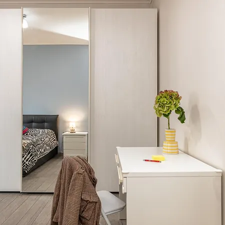 Brand New And Close To Downtown! Apartment *