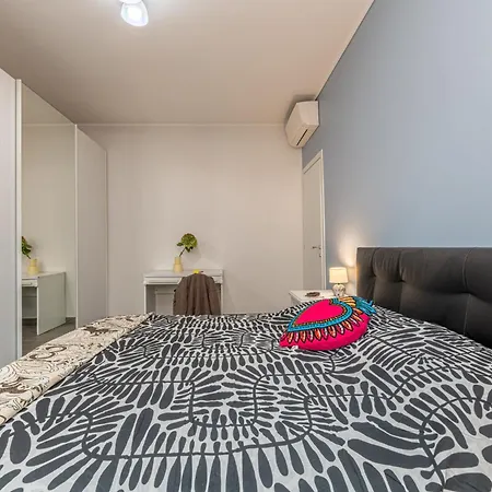 Apartment Brand New And Close To Downtown! *