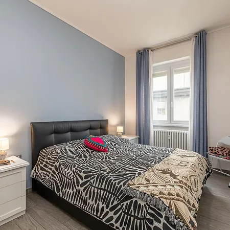 Brand New And Close To Downtown! Apartment *