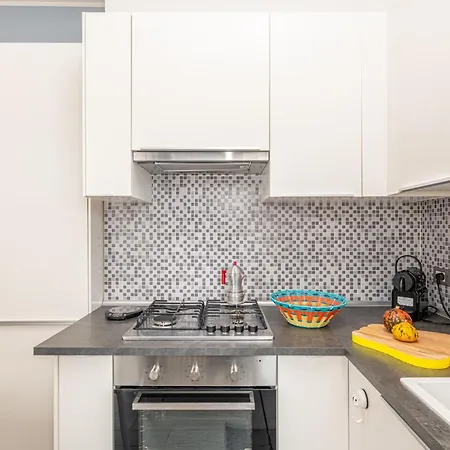 Apartment Brand New And Close To Downtown! *