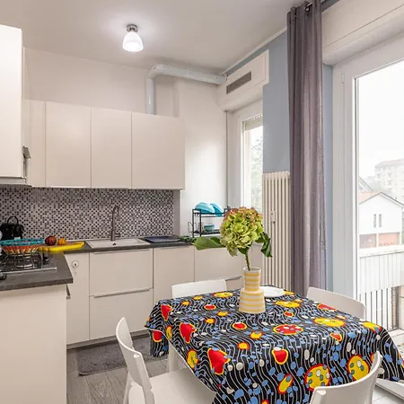 Apartment Brand New And Close To Downtown!