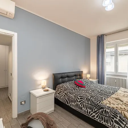 Brand New And Close To Downtown! * Milán